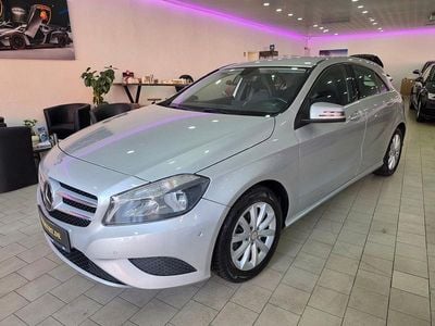 Usata Mercedes A180 109 CV (80 kW) 2014 Argento Berlina