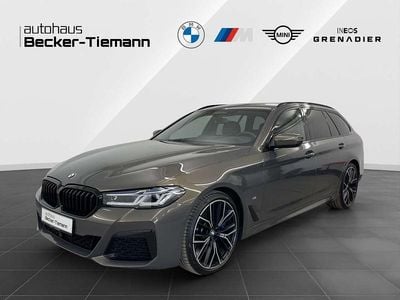 Gebraucht BMW 540 M Sport 340 PS (250 kW) 2023 Bmw individual alvitgrau Kombi