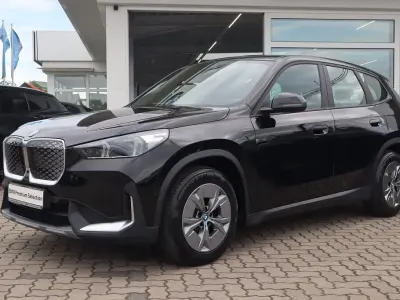 Gebraucht BMW iX1 Performance 230 kW (313 PS) 2023 Schwarz ii SUV