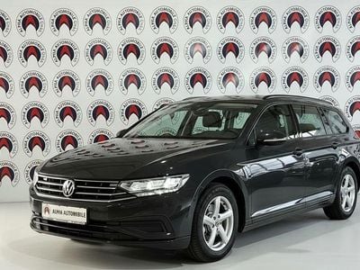 Gebraucht VW Passat 150 PS (110 kW) 2020 Grau Kombi