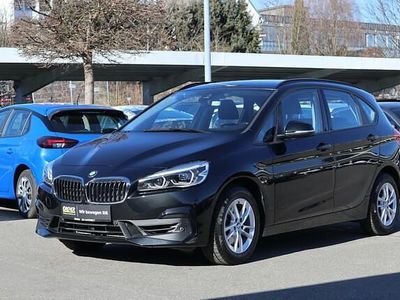Gebraucht BMW 220 Advantage 192 PS (141 kW) 2018 Black sapphire metallic Kombi