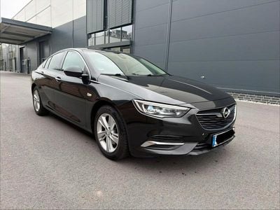 Usata Opel Insignia Sport 136 CV (100 kW) 2017 Nero Berlina