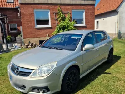 Gebraucht Opel Signum 120 PS (88 kW) 2007 Silber Kleinwagen
