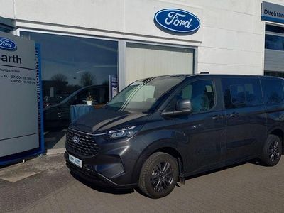 Second-hand Ford Tourneo Titanium 136 CP (100 kW) 2025 Gri Monovolum