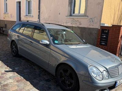 Mercedes E220