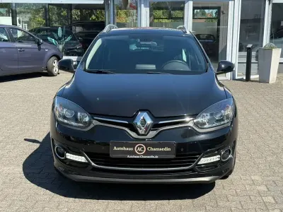 Gebraucht Renault Mégane III Bose Edition 131 PS (96 kW) 2015 Schwarz Limousine