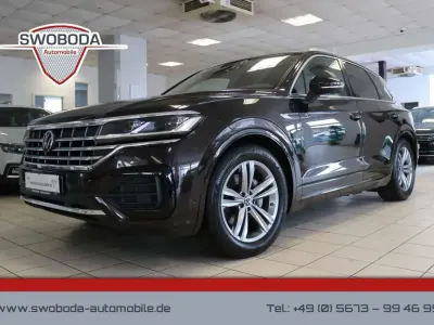 Second-hand VW Touareg R-line 231 CP (169 kW) 2023 Maro SUV