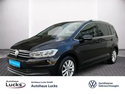 Gebraucht VW Touran Comfortline 150 PS (110 kW) 2018 Deep black perleffekt Van / Kleinbus