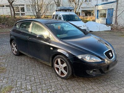 Second-hand Seat Leon 102 CP (75 kW) 2007 Negru Hatchback