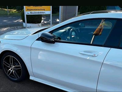 Mercedes CLA200