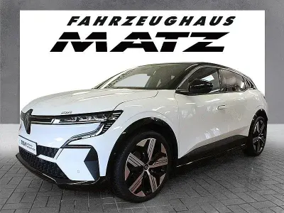 Gebraucht Renault Megane E-Tech Iconic 160 kW (218 PS) 2023 Weiß Limousine