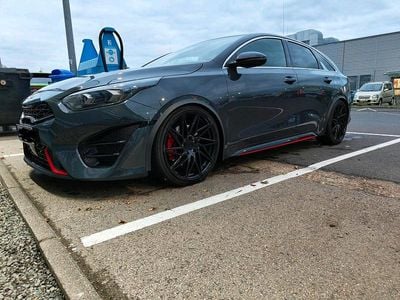 Kia ProCeed GT