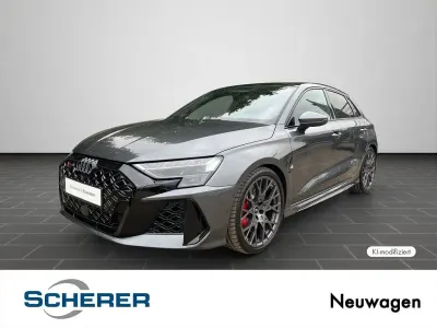 Neu Audi RS3 Sport 400 PS (294 kW) 2026 Grau Limousine
