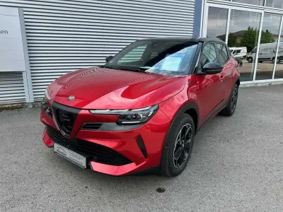 Brugt Alfa Romeo GT Junior Edizione Speciale 136 HK (100 kW) 2025 Rød Sedan