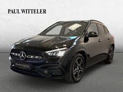 Gebraucht Mercedes GLA180 AMG line 136 PS (100 kW) 2024 Lack kosmosschwarz SUV