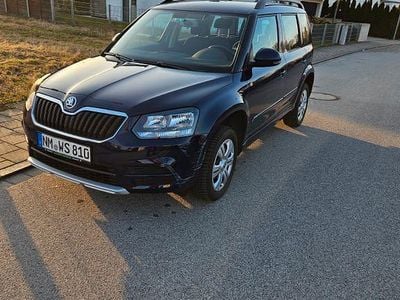 Gebraucht Skoda Yeti Active 105 PS (77 kW) 2014 Blau SUV