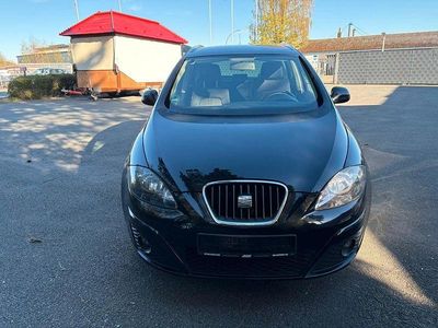 Second-hand Seat Altea XL Copa 125 CP (91 kW) 2014 Negru Monovolum