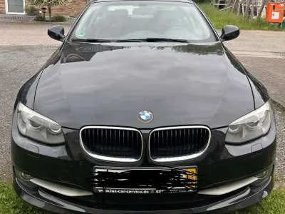 Gebraucht BMW 318 143 PS (105 kW) 2011 Coupé