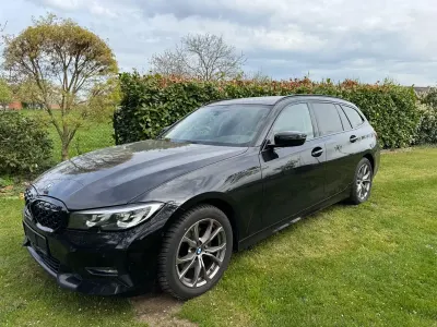 Gebraucht BMW 320 Sport Line 190 PS (139 kW) 2020 Schwarz Kombi