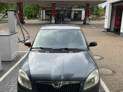 Gebraucht Skoda Fabia 60 PS (44 kW) 2010 Andere farben Kombi