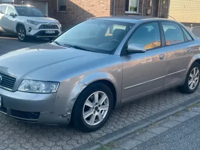Gebraucht Audi A4 102 PS (75 kW) 2005 Grau Limousine
