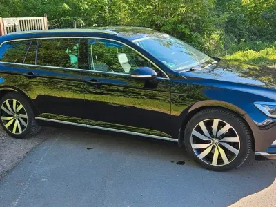 Gebraucht VW Passat Highline 190 PS (139 kW) 2016 Schwarz Kombi