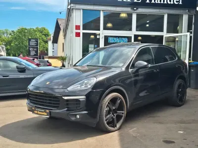Gebraucht Porsche Cayenne Basis 299 PS (219 kW) 2016 Schwarz SUV