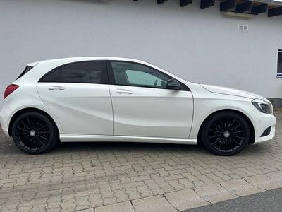 Gebraucht Mercedes A220 170 PS (125 kW) 2013 Weiß Kleinwagen
