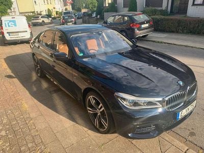 BMW 750