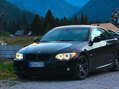 Gebraucht BMW 320 M Sport 184 PS (135 kW) 2011 Schwarz Coupé