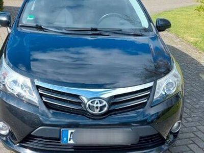 gebraucht Toyota Avensis Combi 2,0-l-D-4D Life Life