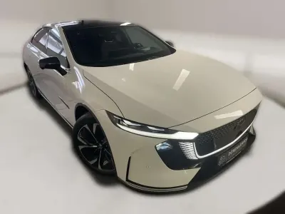 Neu Mazda 6e Takumi-Line 189 kW (258 PS) 2026 Crystal white pearl Limousine
