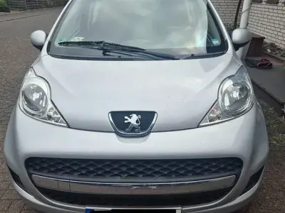 Gebraucht Peugeot 107 Filou 68 PS (50 kW) 2009 Grau Kleinwagen