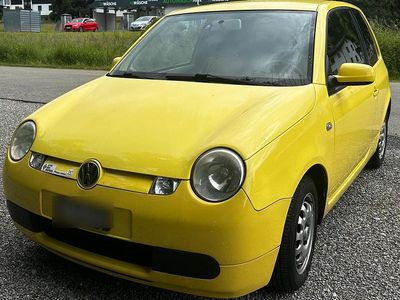 Gelb Gebraucht 2000 VW Lupo Kleinwagen | 2.500 € (Fairer Preis)
