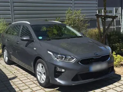 Gebraucht Kia Ceed Sportswagon Platinum Edition 140 PS (102 kW) 2018 Grau Kombi