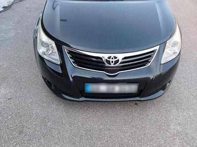 Gebraucht Toyota Avensis 126 PS (92 kW) 2010 Schwarz Kombi