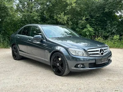 Gebraucht Mercedes C350 231 PS (169 kW) 2010 Grau Limousine