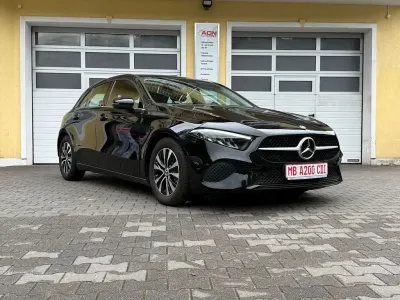Gebraucht Mercedes A200 150 PS (110 kW) 2024 Schwarz Limousine