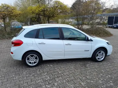 Usata Renault Clio GrandTour 112 CV (82 kW) 2012 Bianco Station wagon
