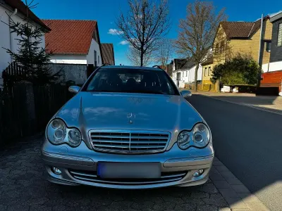 Gebraucht Mercedes C320 Elegance 224 PS (164 kW) 2005 Silber Kombi
