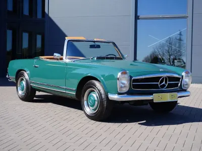Gebraucht Mercedes W113 150 PS (110 kW) 1964 Grün Cabrio
