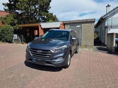 Brugt Hyundai Tucson Intro Edition 177 HK (130 kW) 2016 Grå SUV