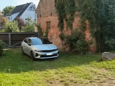 Gebraucht Opel Astra GS Line 114 kW (156 PS) 2025 Silber Kleinwagen