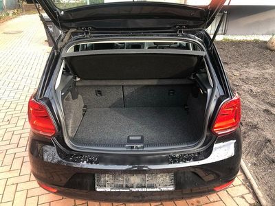 Gebraucht VW Polo 90 PS (66 kW) 2015 Schwarz Limousine