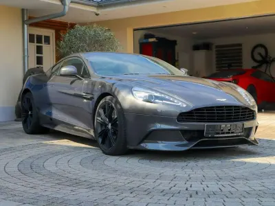Gebraucht Aston Martin Vanquish 572 PS (420 kW) 2015 Silber Coupé