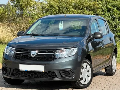 Gebraucht Dacia Sandero 75 PS (55 kW) 2017 Grau Kleinwagen