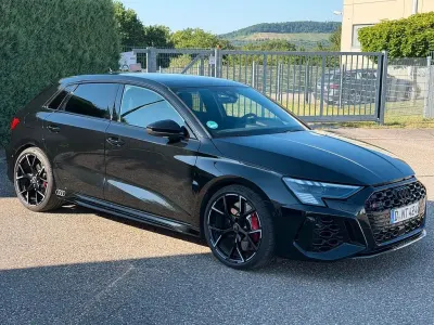 Gebraucht Audi RS3 Sport 400 PS (294 kW) 2024 Schwarz Limousine
