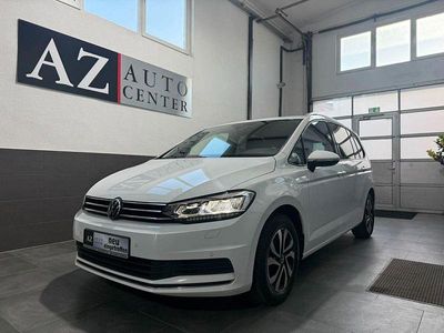 Używany VW Touran Active 150 KM (110 kW) 2021 Biały Minivan