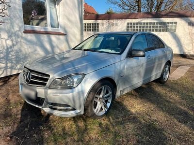 Gebraucht Mercedes C220 Elegance 170 PS (125 kW) 2012 Limousine