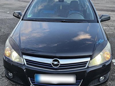 Gebraucht Opel Astra 116 PS (85 kW) 2008 Schwarz Limousine